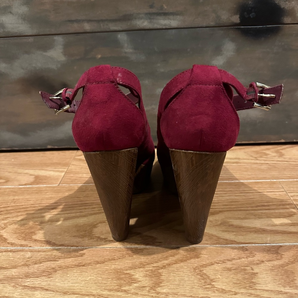 Burgundy Women's Heels - Picture 4 of 5